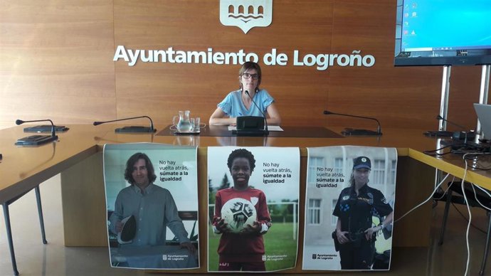 Eva Tobías, concejala de Igualdad, presenta la campaña de sensibilización 'No hay vuelta atrás'