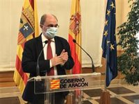 Lambán insiste en la responsabilidad individual porque solo con órdenes y decretos "va a ser imposible"
