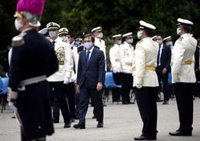 Almeida se muestra favorable a confinamientos selectivos para controlar futuros brotes y pide mayores medidas en Barajas