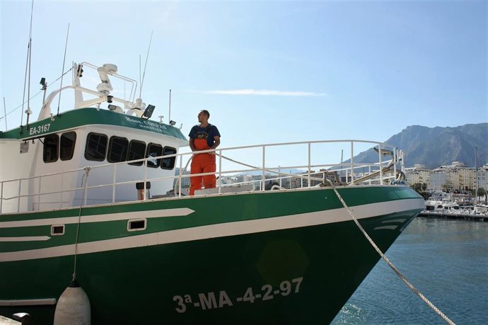 Imagen de archivo de pescadores de Marbella