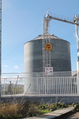 POLÍGONO INDUSTRIAL, INDUSTRIA