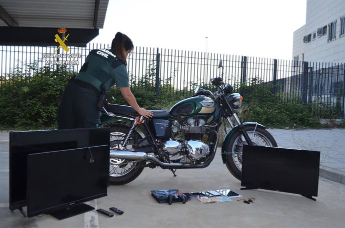 Moto robada que uso el detenido para sus actos delictivos