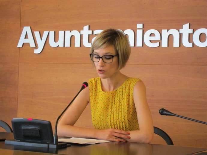La concejal del Grupo Municipal Popular, Penélope Ramírez, en rueda de prensa