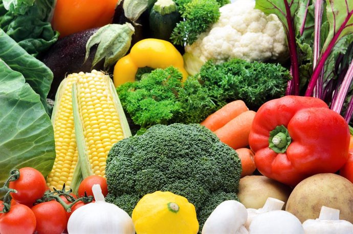 Experto aconseja una alimentación a base de verduras, frutas, hortalizas y lácte