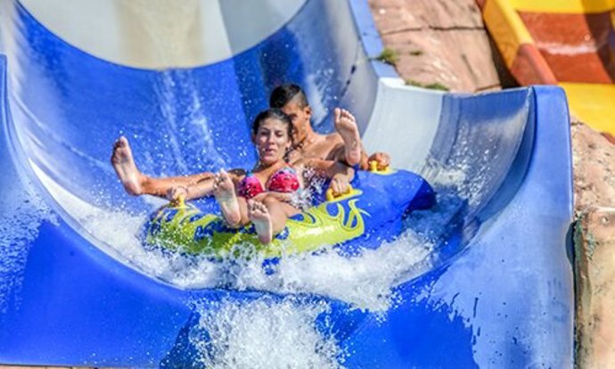 Una de las atracciones de Aqualand Bahía de Cádiz