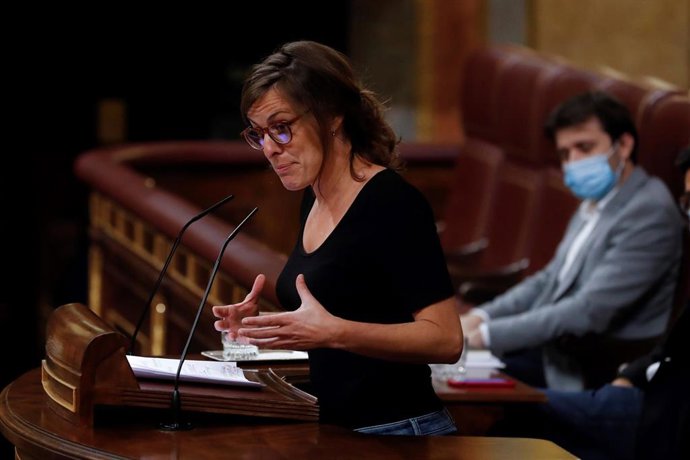La diputada de la CUP Mireia Vehí, durante su intervención en el pleno del Congreso que debate y vota este miércoles la quinta prórroga del estado de alarma, en Madrid (España), a 20 de mayo de 2020.