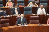 Sanidad quiere mejorar las condiciones de los MIR, con libranza de guardias, pero sin convenio colectivo