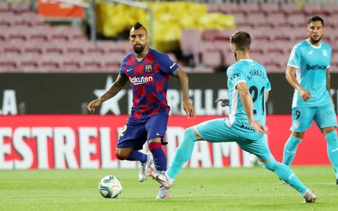 El jugador del FC Barcelona Arturo Vidal en un partido de LaLiga Santander contra el CD Leganés