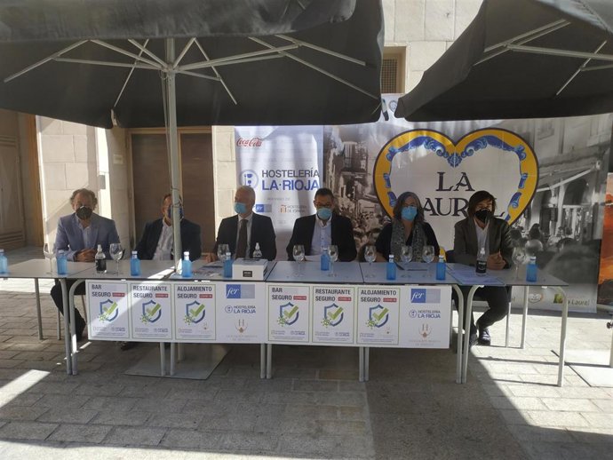Presentación 'SELLO DE HOSTELERÍA SEGURO' EN LA CALLE LAUREL