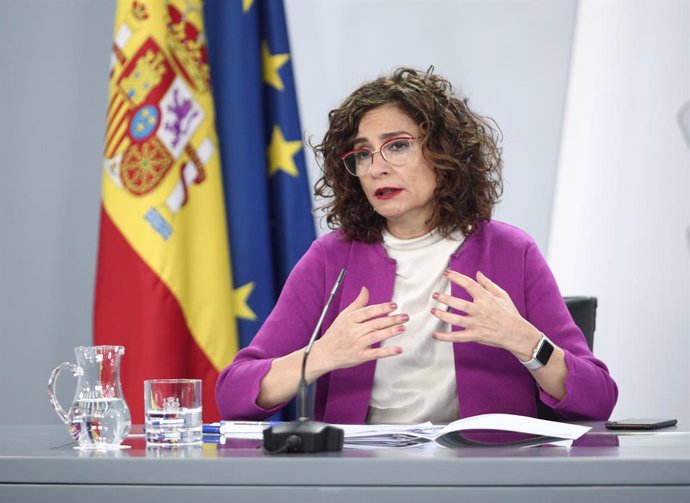 Economía.- España limita la puesta en marcha de su 'tasa Google' por las amenaza