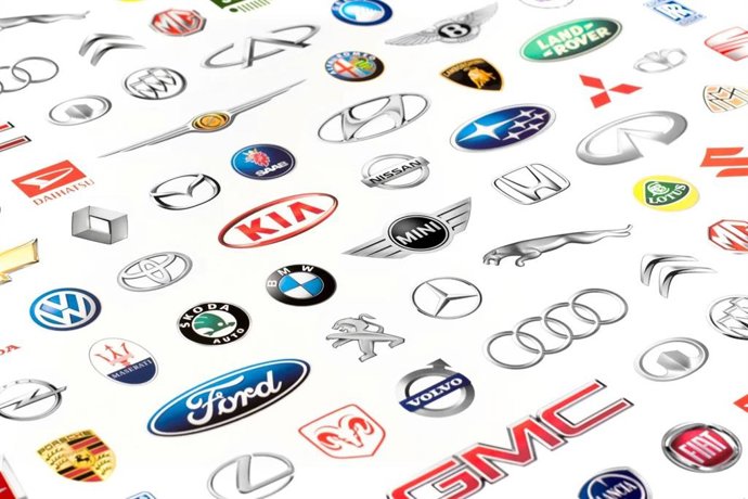 Logos de marcas automovilísticas.