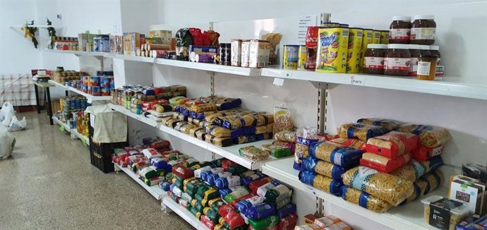 Endeas dona 200.000 euros a las delegaciones de Critas Baleares para hacer frente a la crisis del COVID-19, lo que supone unos 200.000 kilos de productos básicos para las personas más vulnerables.