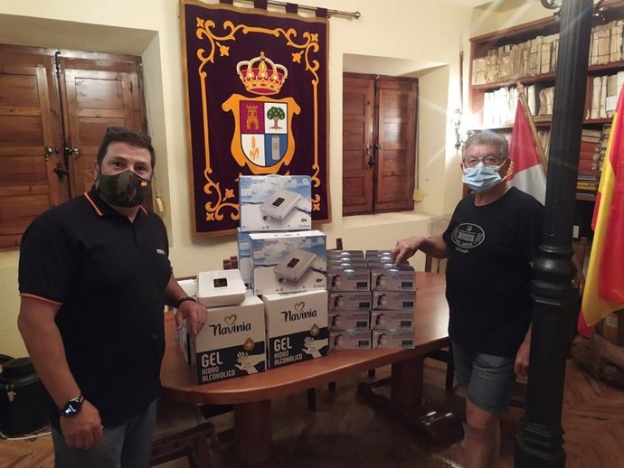 Material que se ha repartido entre los pueblos sorianos de Villa y Tierra.