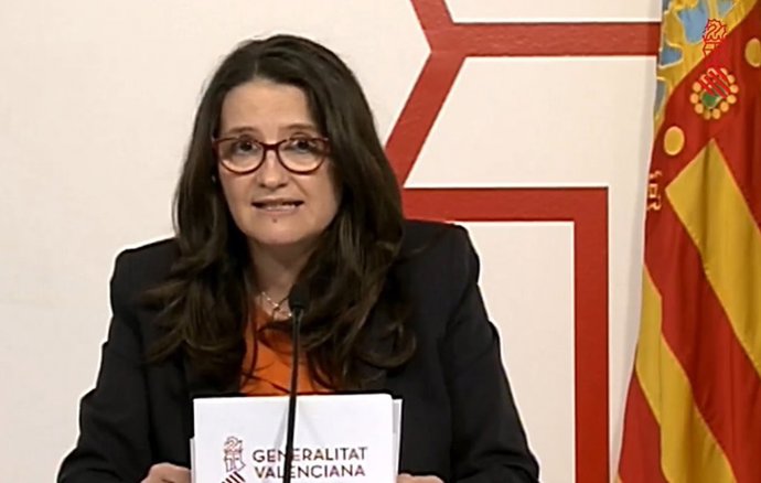 Mónica Oltra en la rueda de prensa tars el pleno del Consell