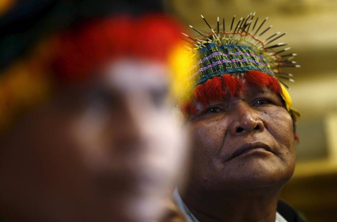 Indígenas de la selva amazónica de Perú
