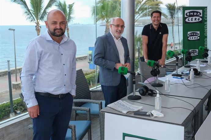 El presidente del Cabildo de Gran Canaria, Antonio Morales, y el consejero de Turismo, Carlos Álamo, han participado este sábado en el programa nacional de Jaime Cantizano 'Por fin no es lunes'