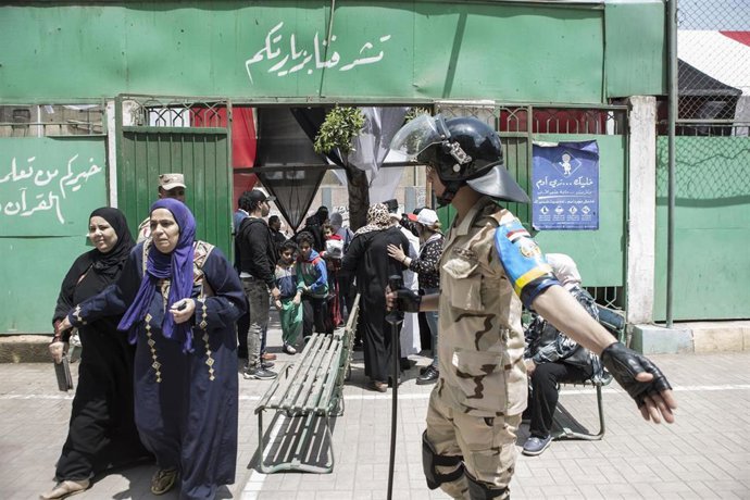 Militar egipcio en El Cairo