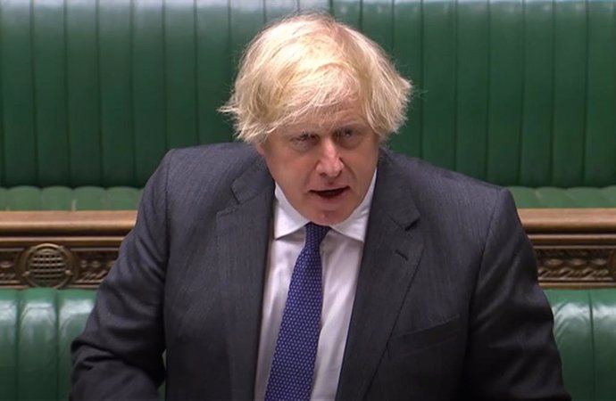 Brexit.- Johnson vuelve a amenazar con cortar las negociaciones con la UE si no 