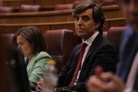 El PP urge a Sánchez a explicar "si sabía" el "presunto chivatazo" de la Fiscalía a Iglesias en el "escándalo Dina"