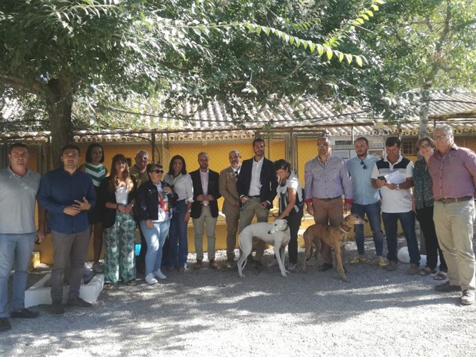 Visita en el centro de animales en Villamartín