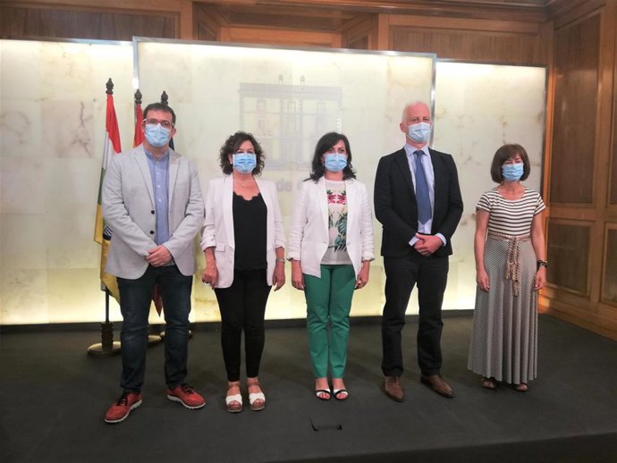 Gobierno de La RIoja y Ayuntamiento de Logroño han firmado el covenio de servicios sociales 2020, que contempla 2,025 millones de euros, un 22% más.