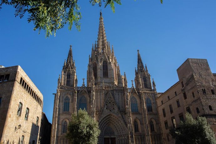Catedral de la Santa Cruz y Santa Eulalia de Barcelona (archivo)