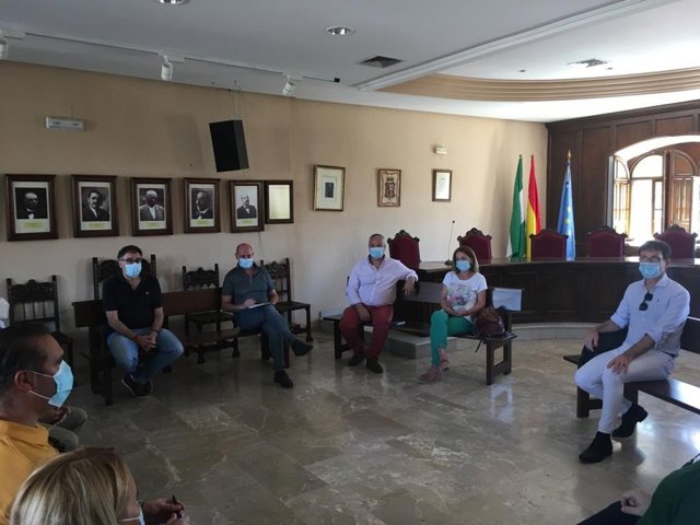 Reunión de José Luis Hidalgo con los alcaldes de El Condado.