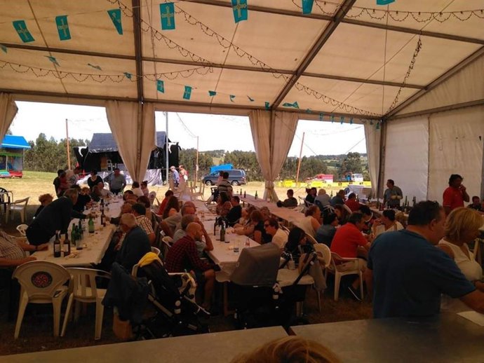 Romería asturiana (fiesta de prau) en Manzaneda (Gozón)