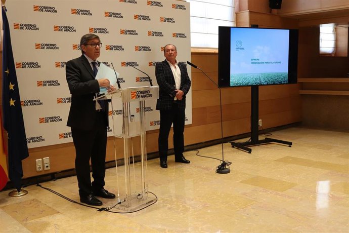 Arturo Aliaga y Alonso Biel en la presentación del proyecto.