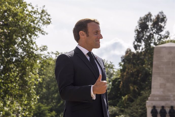 Francia.- Macron anuncia una batería de medidas ecológicas tras el avance de Los
