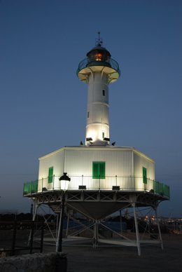 Far de la Banya, un dels fars que administra Port de Tarragona.