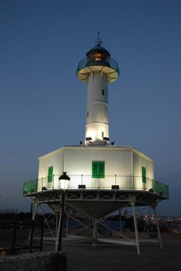 Far de la Banya, un dels fars que administra Port de Tarragona.