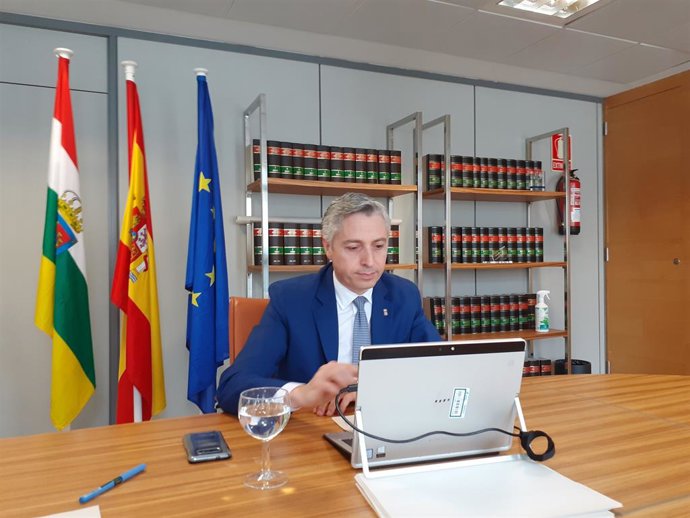 Ocón indica que el Gobierno 'popular' "vació" fondos de agricultura y autónomos 