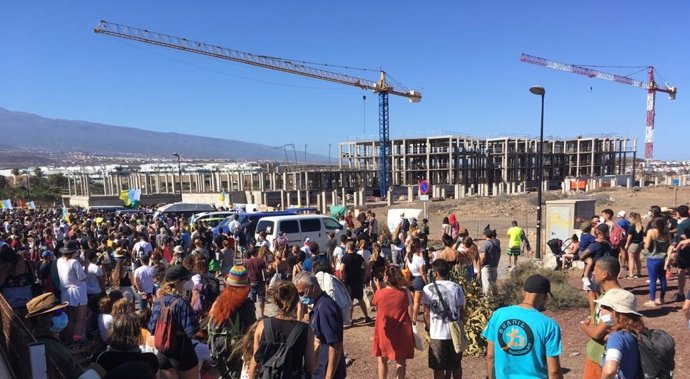 Movilizaciones ciudadanas en contra de la construcción de un hotel en La Tejita