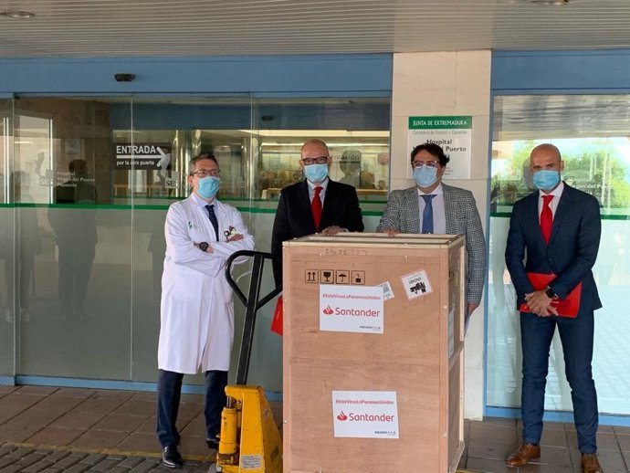 El vicepresidente segundo de la Junta y consejero de Sanidad, José María Vergeles,