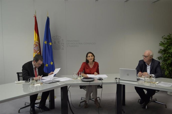 La ministra de Industria, Comercio y Turismo, Reyes Maroto, en el Pleno Extraordinario del VII Consejo Estatal de la Pyme.