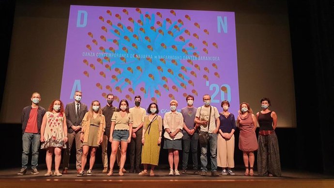 Representantes de las Residencias, Exhibiciones, Red de Teatros de Navarra, Baluarte y Gobierno de Navarra implicados en el programa del DNA-Danza contemporánea de Navarra
