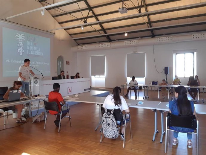 El alcalde de Palma, José Hila, participa en el Consejo de la Infancia y la Adolescencia de Palma.