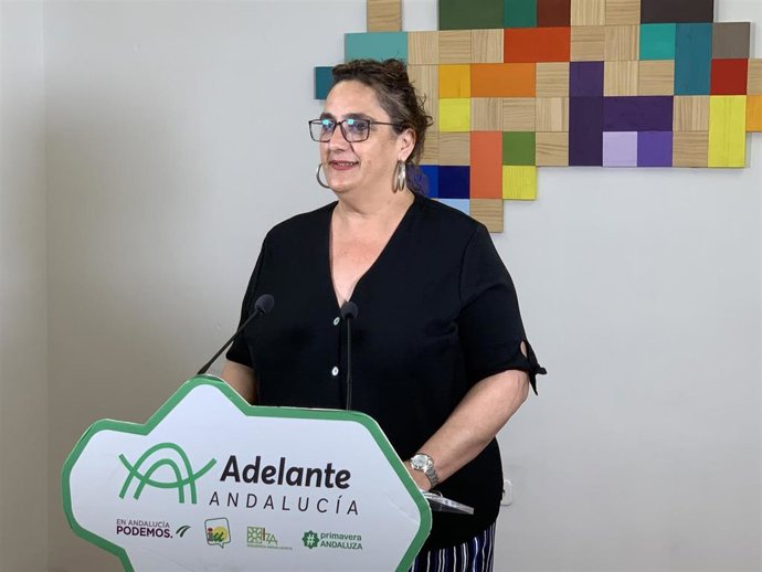 La portavoz adjunta del grupo parlamentario de Adelante Andalucía, Ángela Aguilera, en una foto de archivo