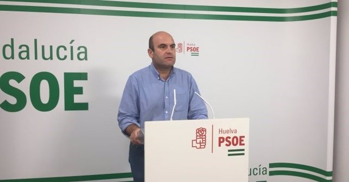 Alexis Landero, portavoz del PSOE en el Ayuntamiento de Cartaya. 