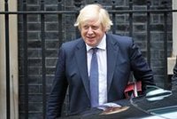 Reino Unido amplía los derechos de los hongkoneses con una vía hacia la ciudadanía británica