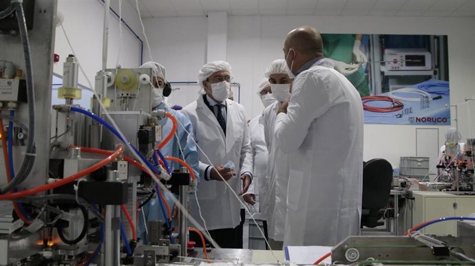 [Sevilla] [L Enviosprensa.Ceceu] Nota Y Audio Consejería Economía. La Plataforma Pland Covid 19 De Economía Permite A Noruco Crear La Primera Máquina De Mascarillas 100% Andaluza