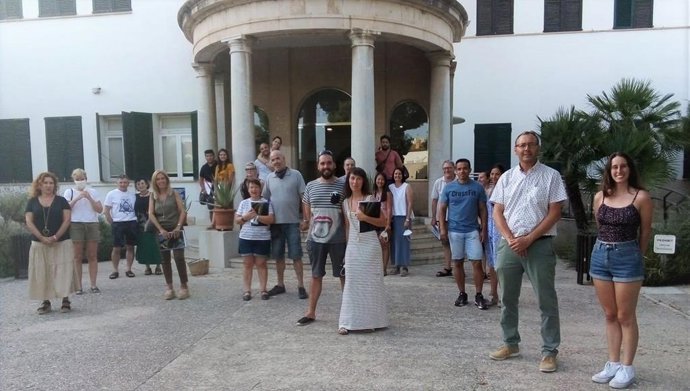 Familias de acogida que finalizan el curso de formación del IMAS