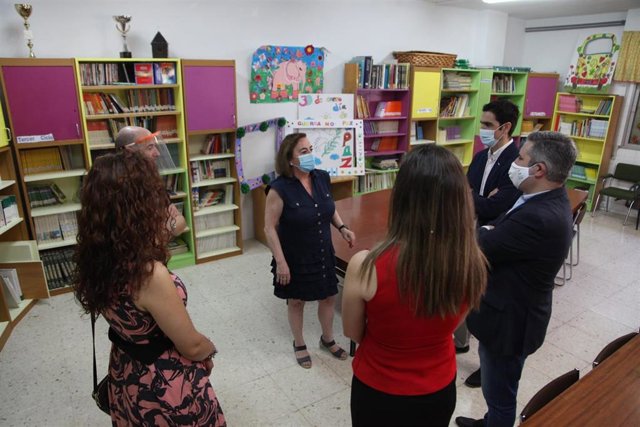 Visita a centros educativos de Alcalá la Real