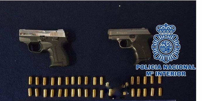 Armas y munición intervenidas por la Policía