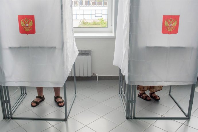 AMP2.- Rusia.- El 77% de los rusos respaldan las reformas constitucionales y apo