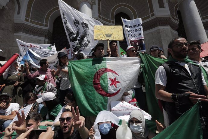 Argelia.- Un tribunal de Argel autoriza la libertad provisional de Karim Tabu, u