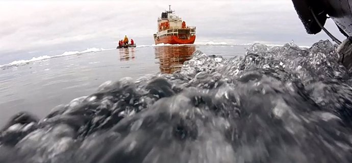 Científicos españoles predicen la emisión de isopreno en el océano Antártico, ga