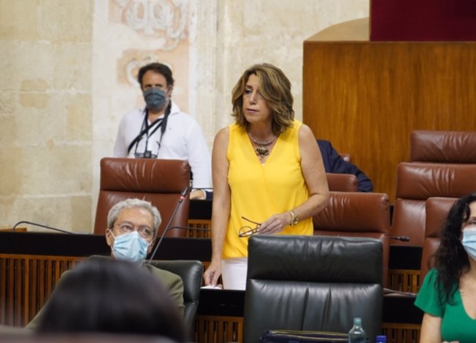 La secretaria general del PSOE-A y presidenta del grupo parlamentario, Susana Díaz, durante la sesión de control en el Parlamento