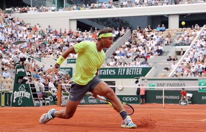 Tenis.- Roland Garros se disputará con un "50-60 por ciento" de público en las g